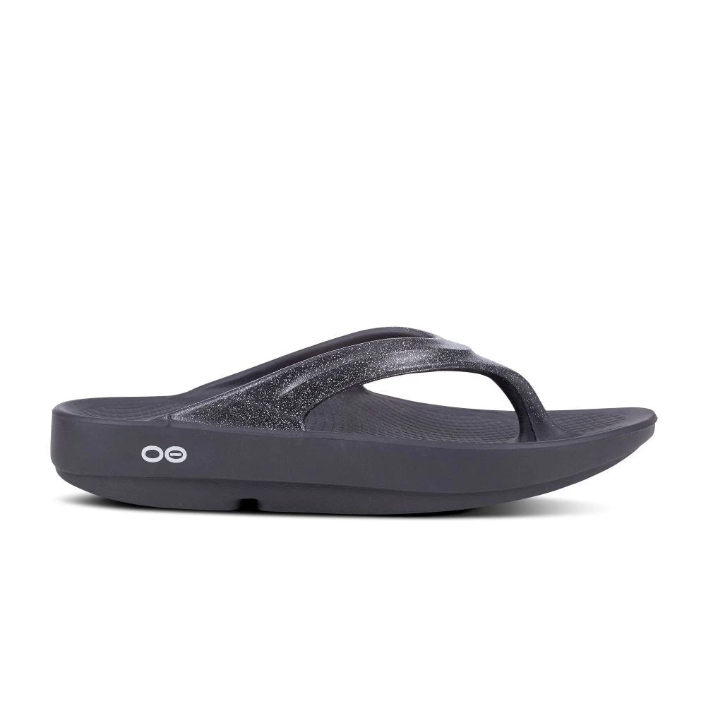 'OOFOS' Women's OOlala Luxe Thong - Glitter Black 1 'OOFOS' Women's OOlala Luxe Thong - Glitter Black