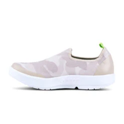 'OOFOS' Women's OOmg EeZee Low Shoe - White / Tan Camo -Oofos 5072WHTTANCMO shot4 1024x1024@2x