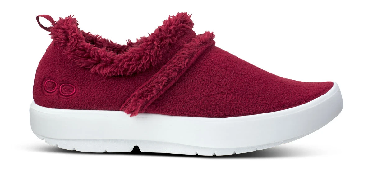 OOfos Women's OOcoozie Low Shoe - Cabernet 2 OOfos Women's OOcoozie Low Shoe - Cabernet - Image 2