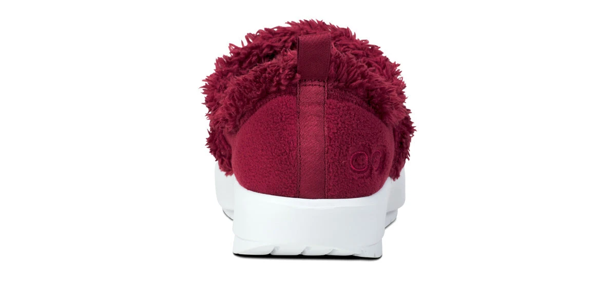 OOfos Women's OOcoozie Low Shoe - Cabernet 8 OOfos Women's OOcoozie Low Shoe - Cabernet - Image 8