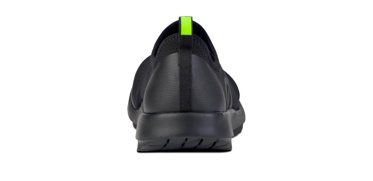 OOfos Women's OOmg Sport Low Shoe - Black 8 OOfos Women's OOmg Sport Low Shoe - Black - Image 8