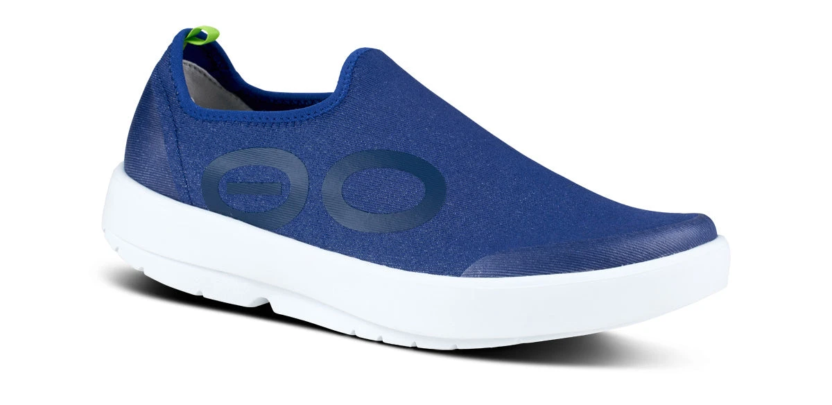 OOfos Men's OOmg EeZee Low Shoe - White Navy 1 OOfos Men's OOmg EeZee Low Shoe - White Navy