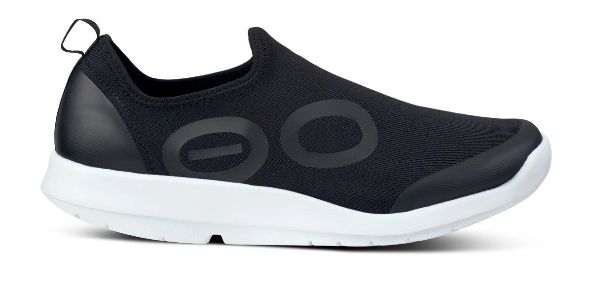 OOfos Men's OOmg Sport Low Shoe - White Black 2 OOfos Men's OOmg Sport Low Shoe - White Black - Image 2