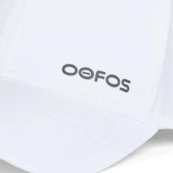 OOfos COOl Down Cap Unisex - White 10 OOfos COOl Down Cap Unisex - White -Oofos 7000WHITEUNISEX Shot03