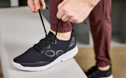 OOfos Men's OOmg Sport LS Low Shoe - White Black 12 OOfos Men's OOmg Sport LS Low Shoe - White Black -Oofos Mens Blk1