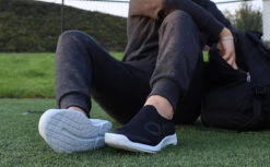 OOfos Men's OOmg Sport Low Shoe - White Black 13 OOfos Men's OOmg Sport Low Shoe - White Black -Oofos MicrosoftTeams image 11