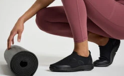 OOfos Women's OOmg Sport Low Shoe - Black 13 OOfos Women's OOmg Sport Low Shoe - Black -Oofos MicrosoftTeams image 128