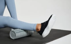 OOfos Women's OOmg Sport Low Shoe - White Black 14 OOfos Women's OOmg Sport Low Shoe - White Black -Oofos MicrosoftTeams image 9