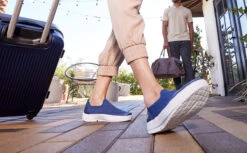 OOfos Women's OOmg EeZee Low Shoe - Navy -Oofos Women s Navy eeZee 3